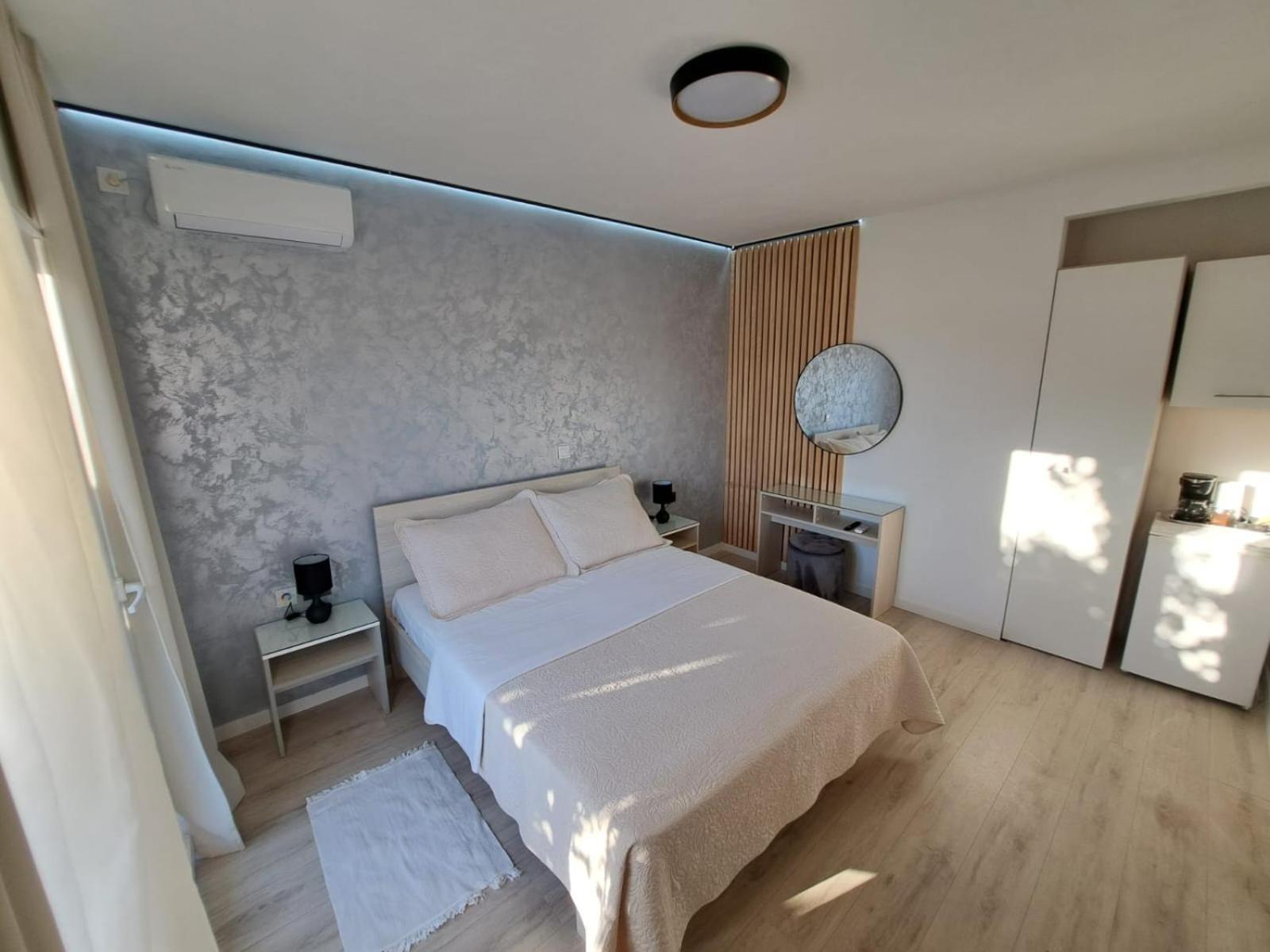 Paulina Harmony Rooms Seget Vranjica Exterior photo