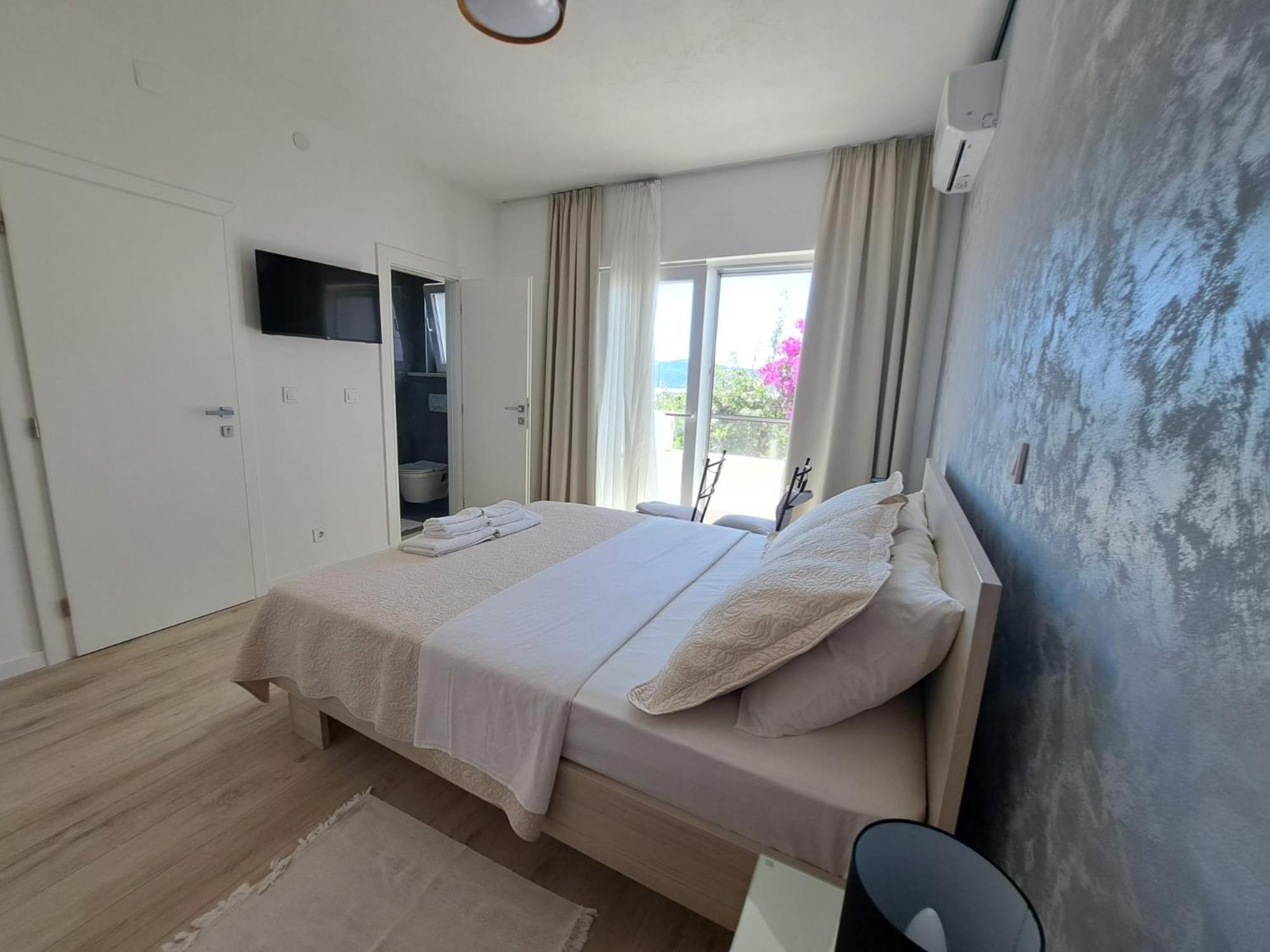 Paulina Harmony Rooms Seget Vranjica Exterior photo